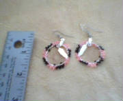 blacknpinkdreamcatcherearrings.jpg
